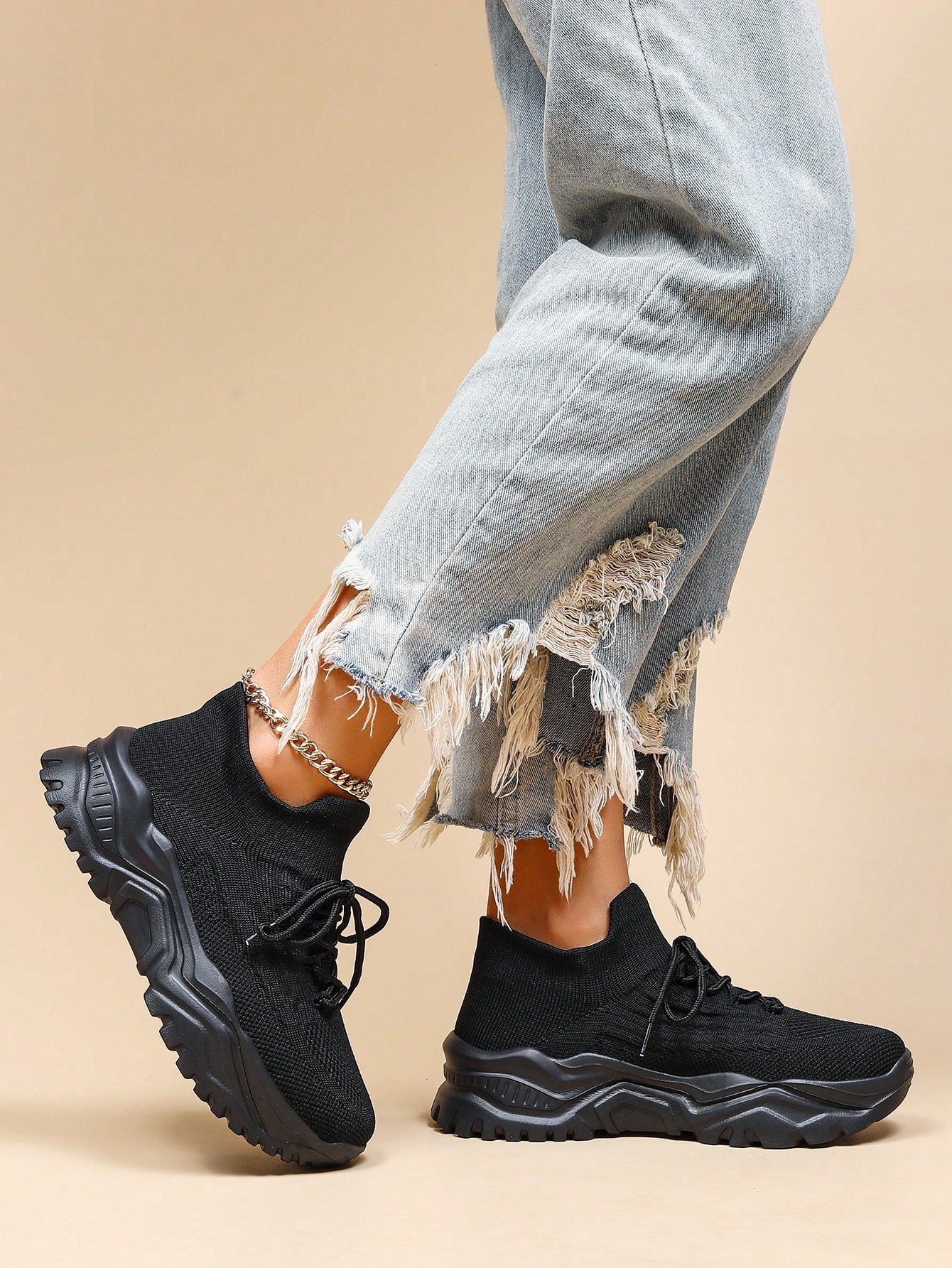 Women's Minimalist Thick Sole Sneakers Lace-Up Platform Round Toe Casual Sport – White