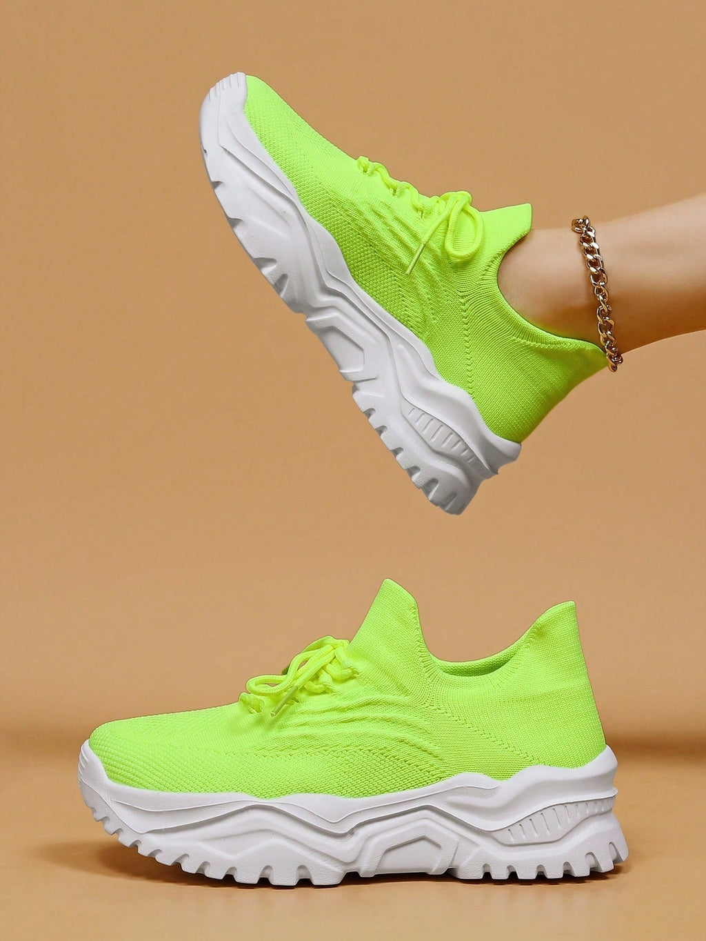 Women's Minimalist Thick Sole Sneakers Lace-Up Platform Round Toe Casual Sport – White