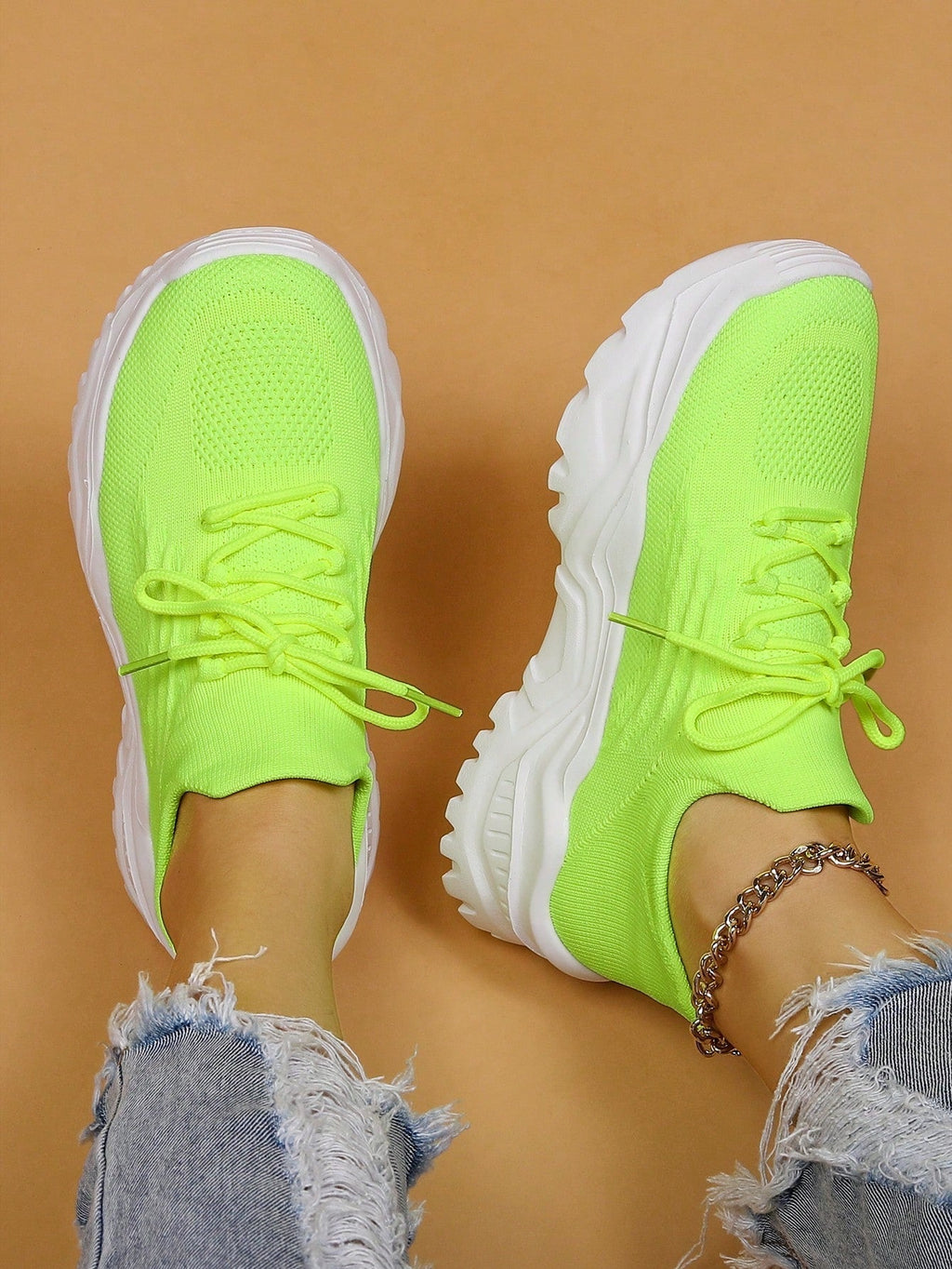 Women's Minimalist Thick Sole Sneakers Lace-Up Platform Round Toe Casual Sport – White