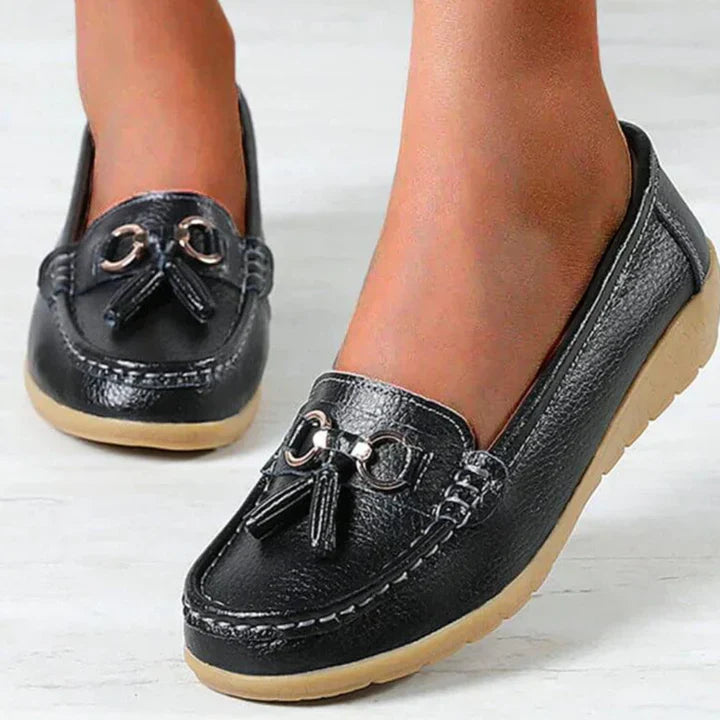 Women's Slip-On Low Moccasins Fringe Detail Lace-Free Casual Elegant Everyday Comfort – White