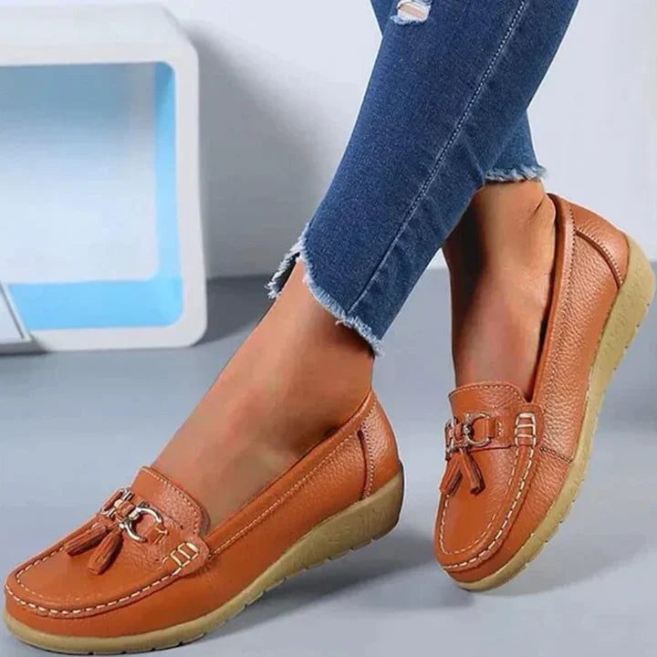 Women's Slip-On Low Moccasins Fringe Detail Lace-Free Casual Elegant Everyday Comfort – White