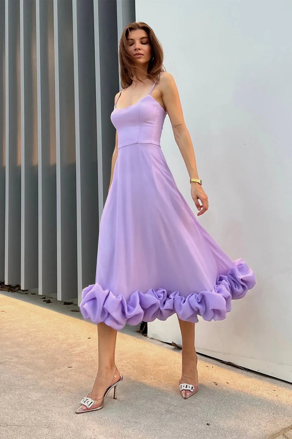 Women's Sleeveless Midi Wedding Guest Dress Fluid Silhouette Waist-Defining Lightweight Versatile – Heather